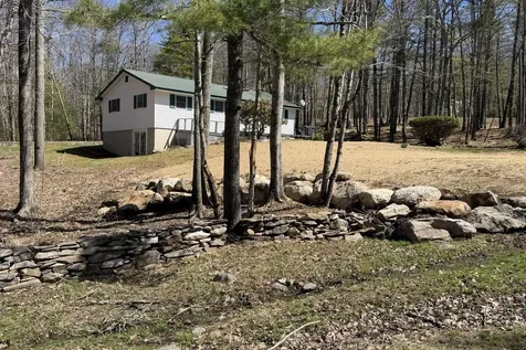 16 Evergreen Estates Road Nobleboro ME 04555