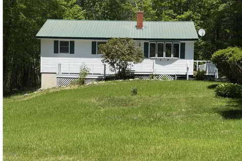 16 Evergreen Estates Road Nobleboro ME 04555