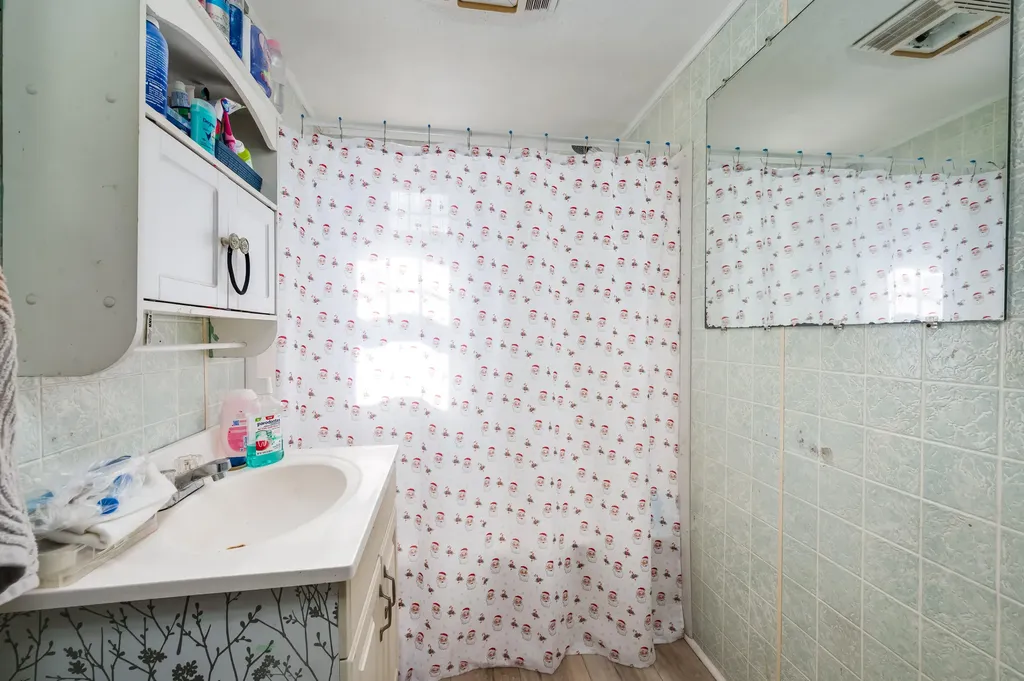 37 Evergreen Avenue Old Orchard Beach ME 04064
