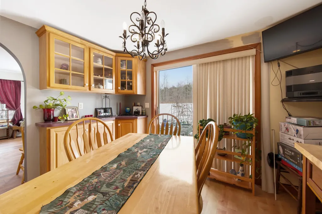 30 Lewis Road Hermon ME 04401