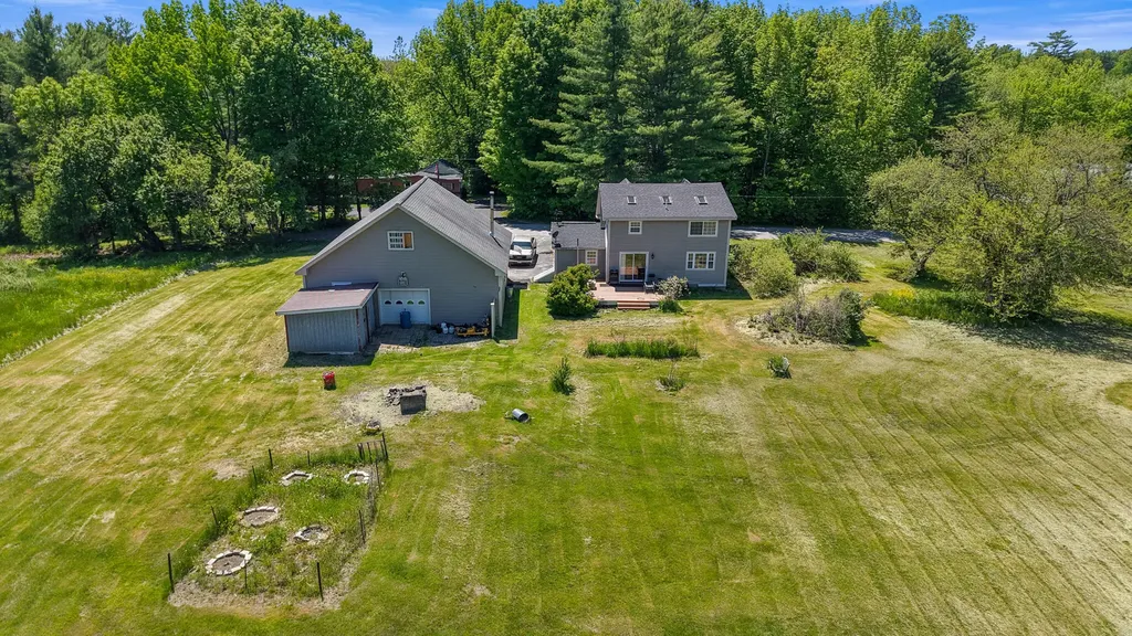 30 Lewis Road Hermon ME 04401