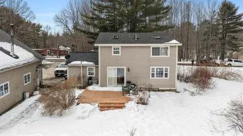 30 Lewis Road Hermon ME 04401