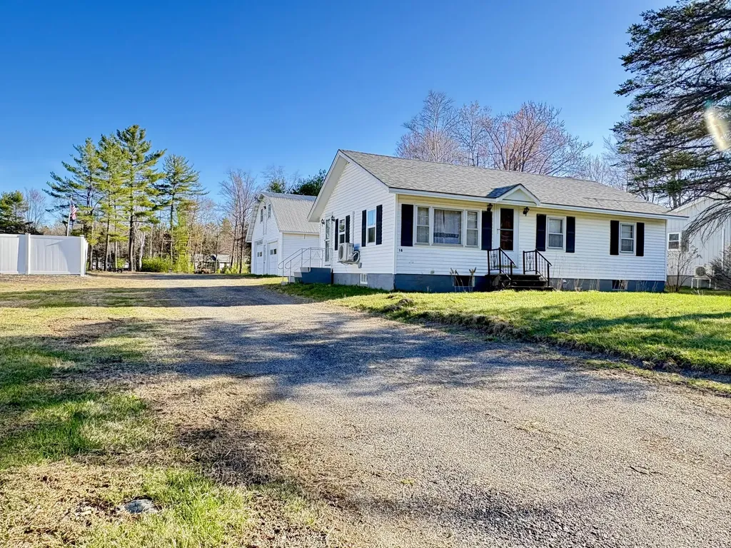 16 Lagrange Road Howland ME 04448