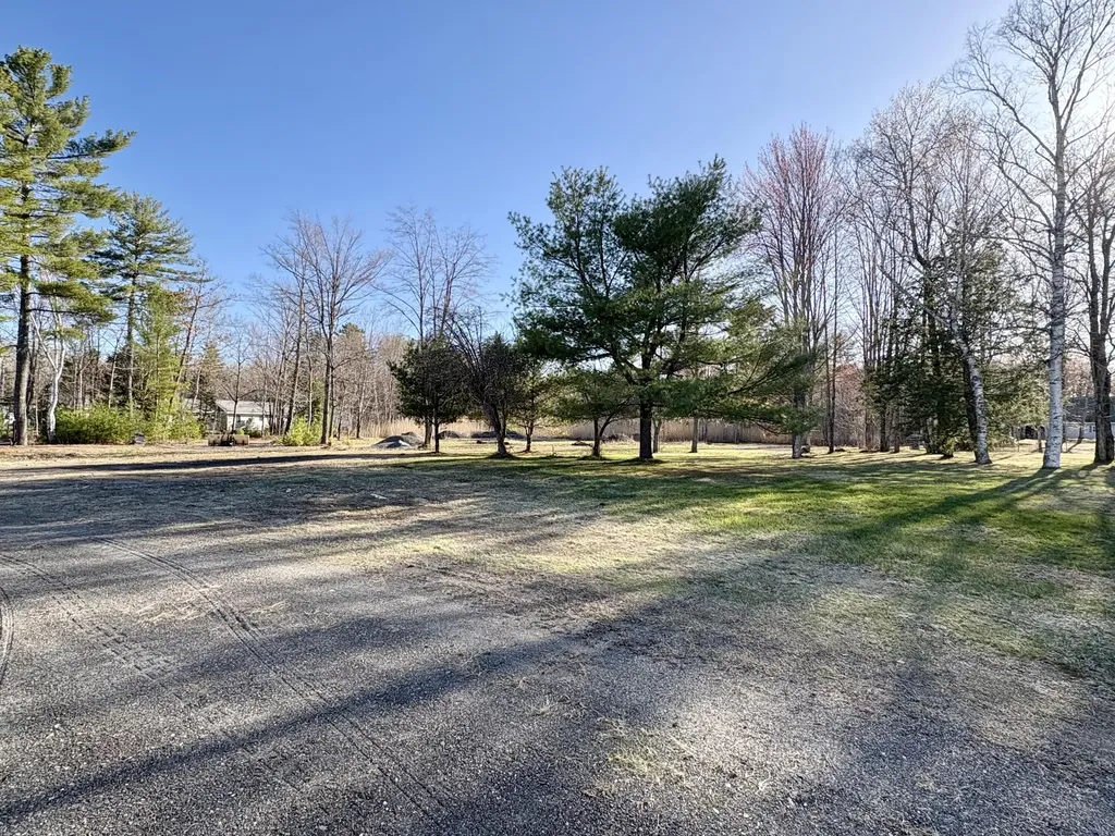 16 Lagrange Road Howland ME 04448