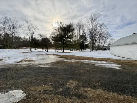 16 Lagrange Road Howland ME 04448