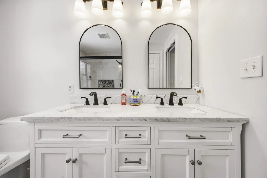 38 Heather Lane Hollis ME 04042