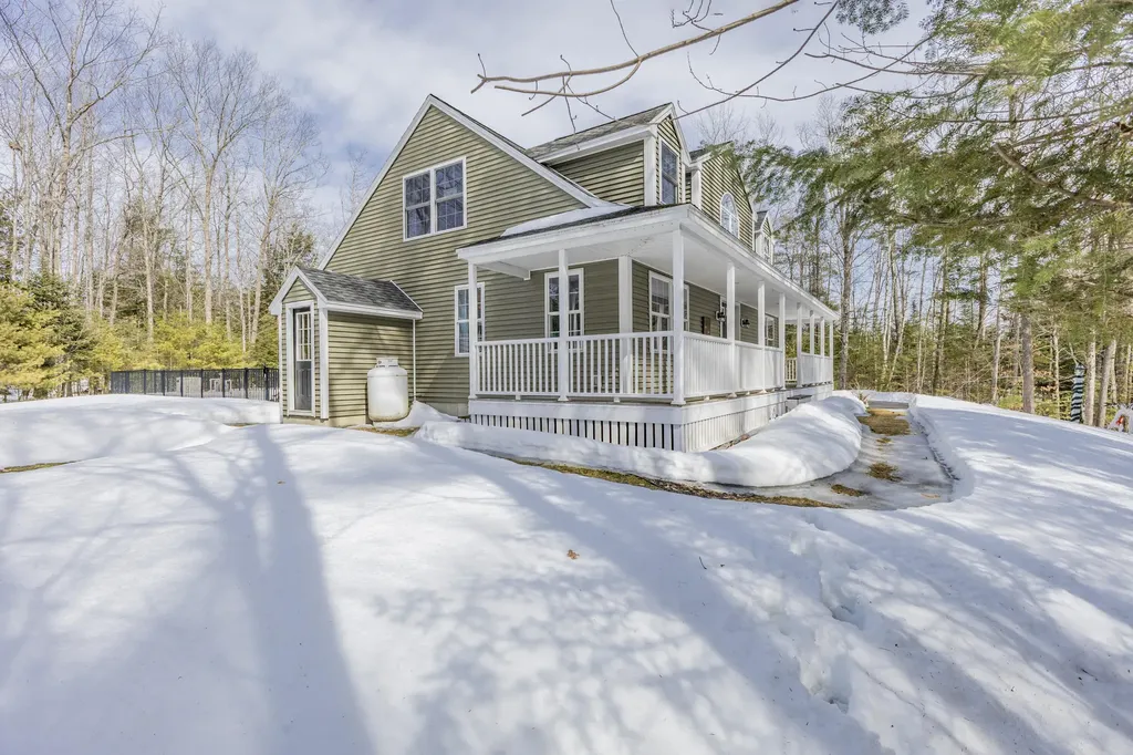 38 Heather Lane Hollis ME 04042