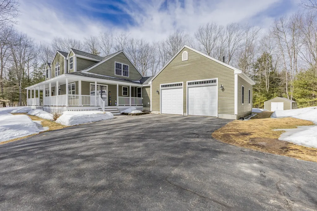 38 Heather Lane Hollis ME 04042
