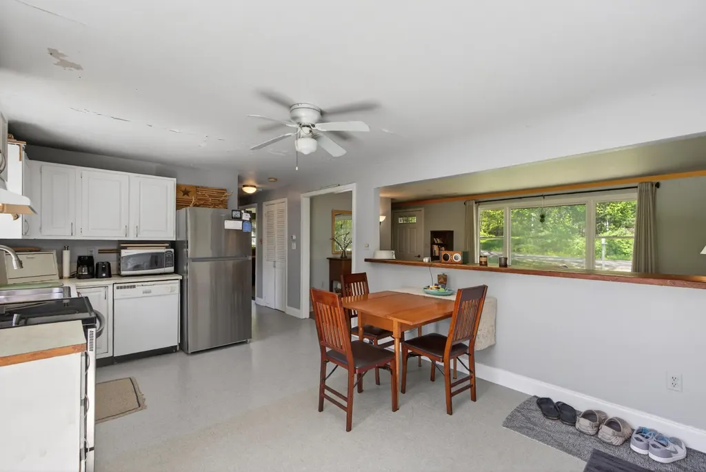 127 Wildes District Road Kennebunkport ME 04046