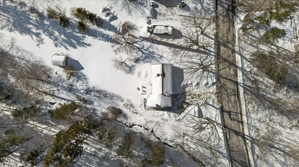 127 Wildes District Road Kennebunkport ME 04046