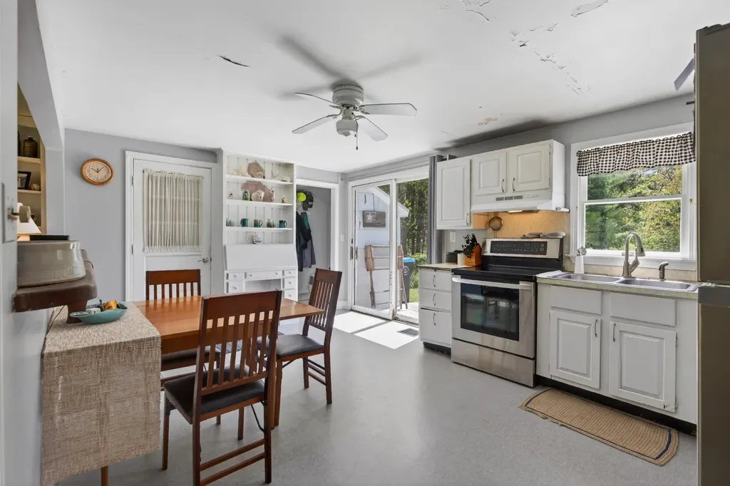 127 Wildes District Road Kennebunkport ME 04046
