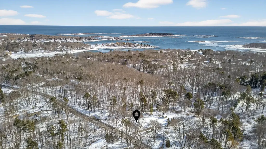 127 Wildes District Road Kennebunkport ME 04046