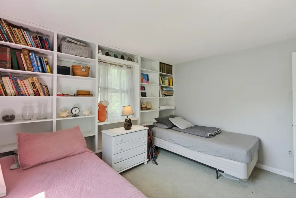 127 Wildes District Road Kennebunkport ME 04046