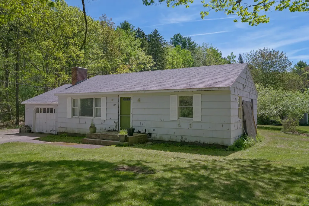 127 Wildes District Road Kennebunkport ME 04046
