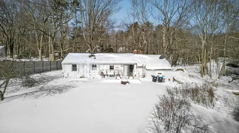 127 Wildes District Road Kennebunkport ME 04046