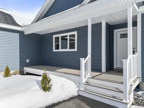 7 Mavis Drive Turner ME 04282