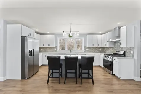 7 Mavis Drive Turner ME 04282