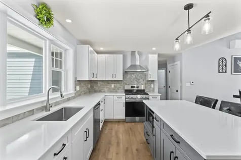 7 Mavis Drive Turner ME 04282