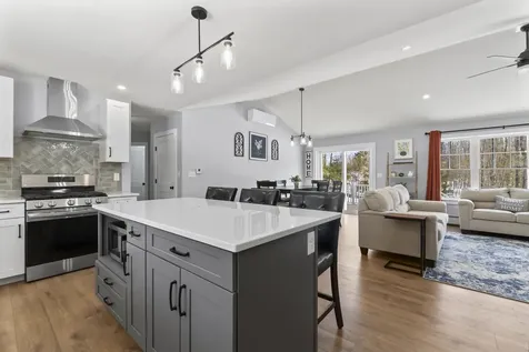 7 Mavis Drive Turner ME 04282