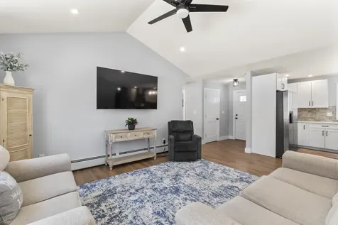 7 Mavis Drive Turner ME 04282