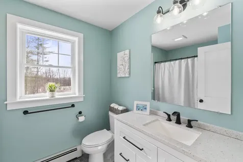 7 Mavis Drive Turner ME 04282