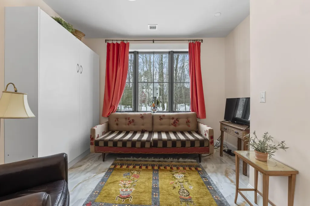 10 Blueberry Lane Kittery ME 03904