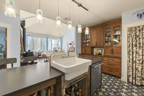 10 Blueberry Lane Kittery ME 03904
