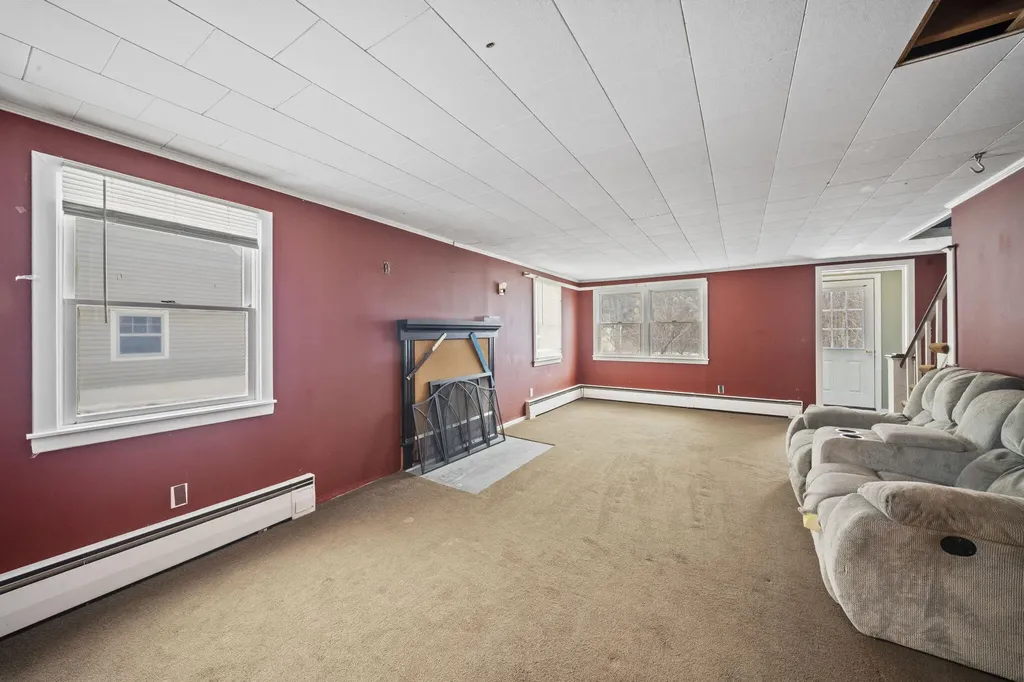 43 Westwood Avenue Millinocket ME 04462