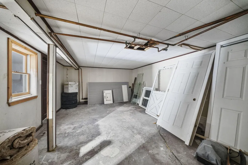 43 Westwood Avenue Millinocket ME 04462