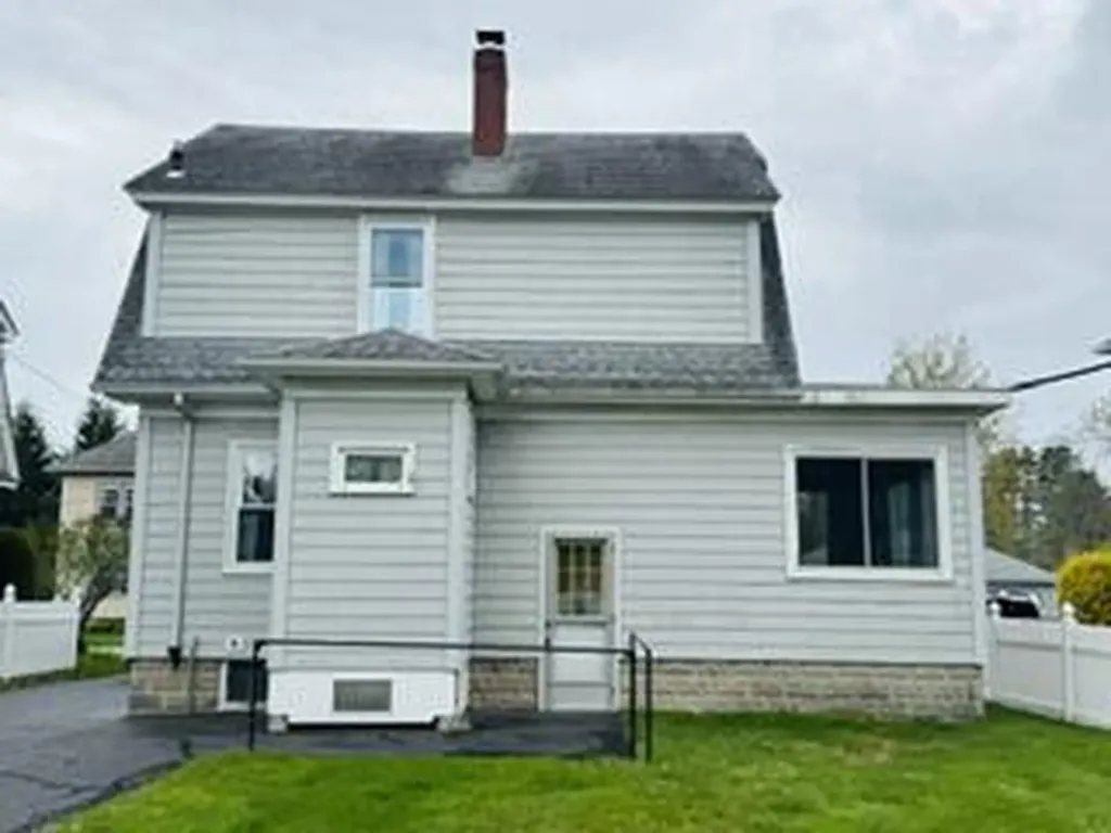 15 Rudman Road Portland ME 04102