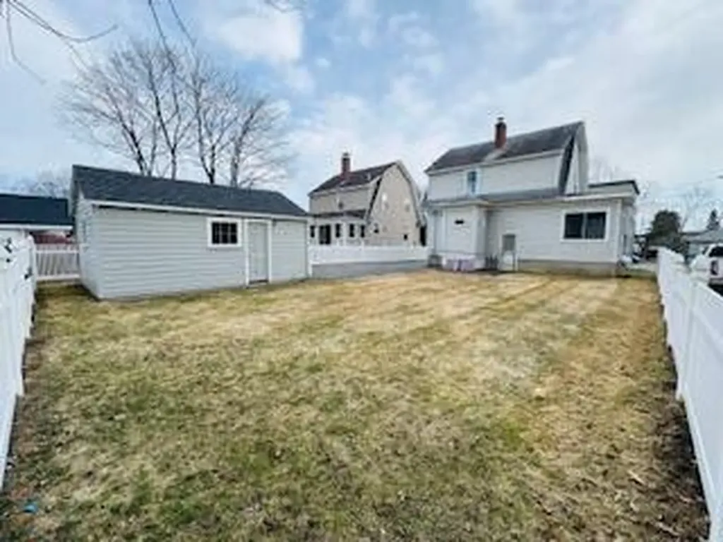 15 Rudman Road Portland ME 04102