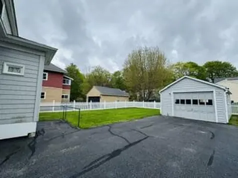 15 Rudman Road Portland ME 04102