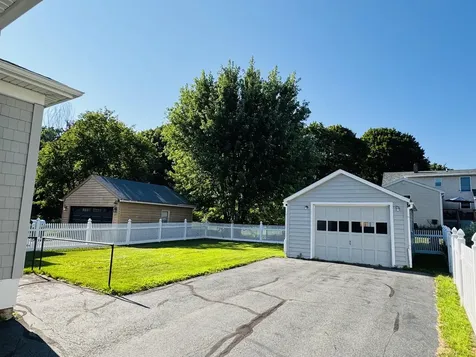 15 Rudman Road Portland ME 04102
