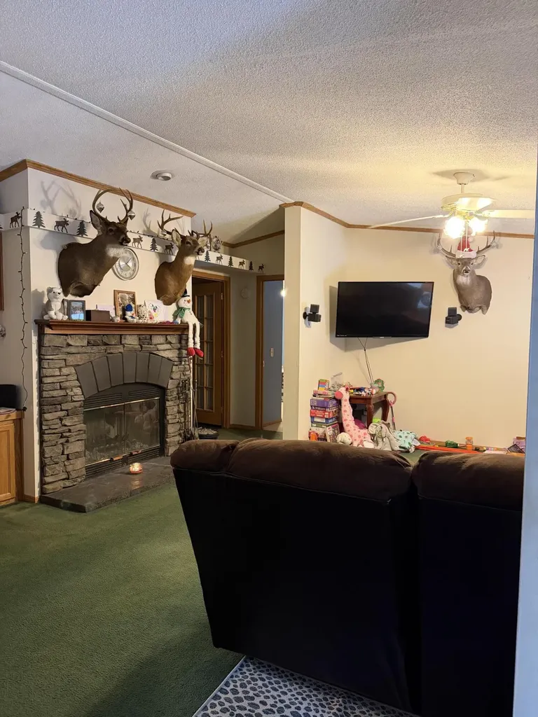 32 Pound Hill Road Union ME 04862