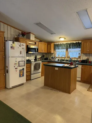 32 Pound Hill Road Union ME 04862