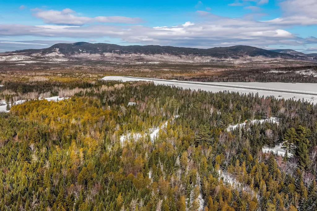 27-12 Winter Road Rangeley ME 04970