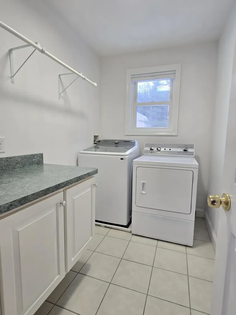13 Sheffield Avenue Lewiston ME 04240