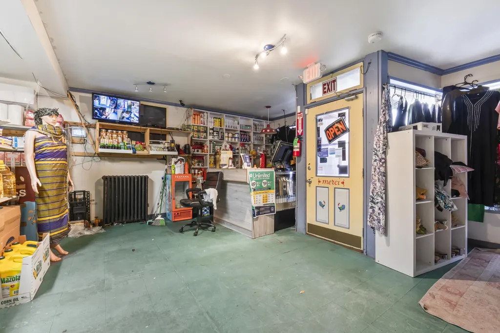 337 Lisbon Street Lewiston ME 04240