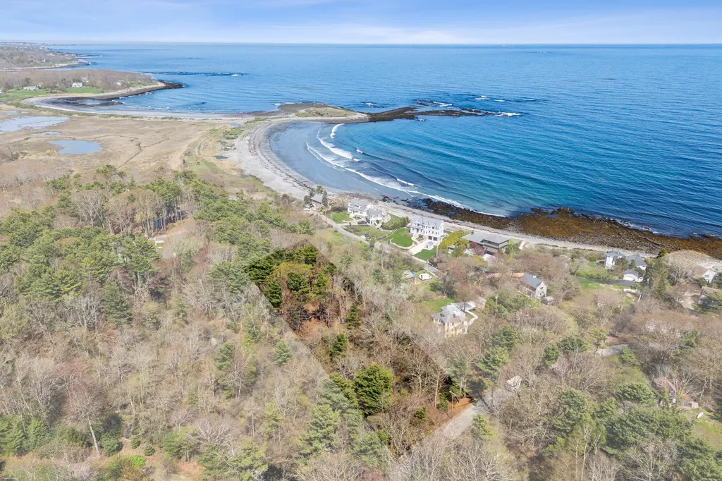 52 Goodwin Road Kittery ME 03905
