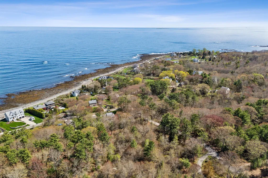 52 Goodwin Road Kittery ME 03905