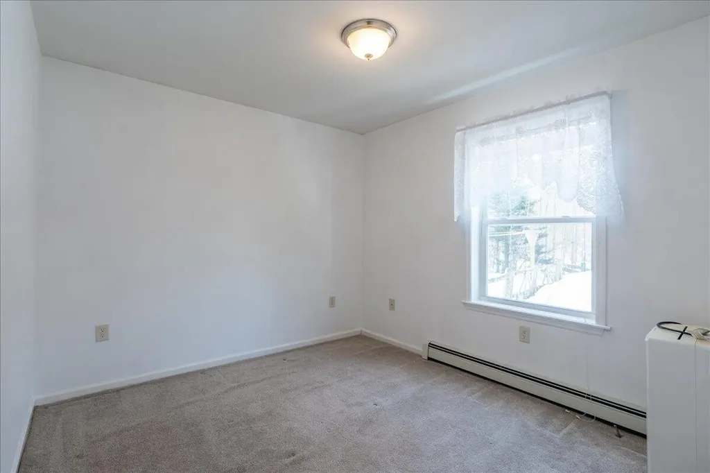 407 Waldoboro Road Friendship ME 04547