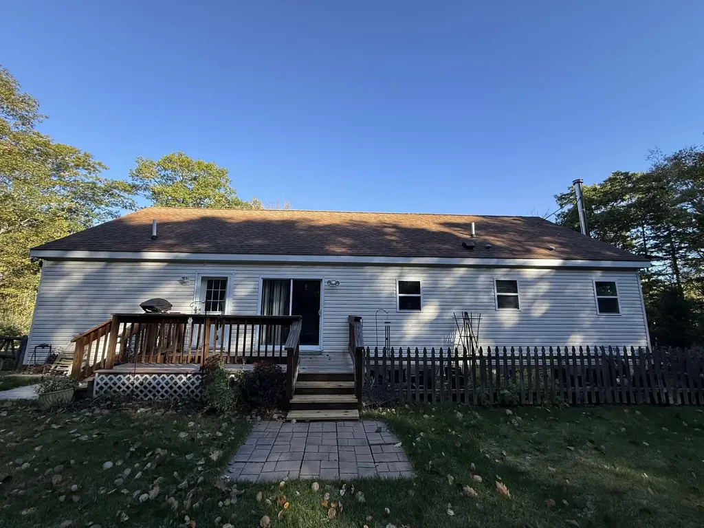 407 Waldoboro Road Friendship ME 04547