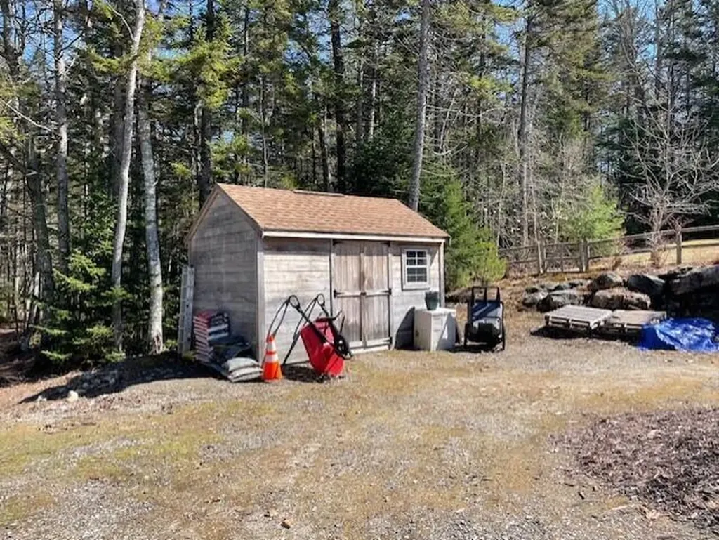 407 Waldoboro Road Friendship ME 04547