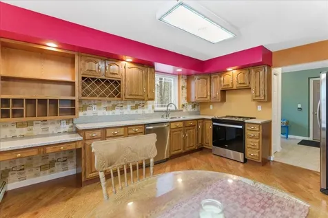 50 Winding Way Lewiston ME 04240