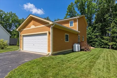 50 Winding Way Lewiston ME 04240