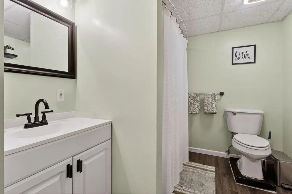 8 Arbor View Lane Scarborough ME 04074