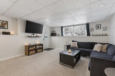 8 Arbor View Lane Scarborough ME 04074