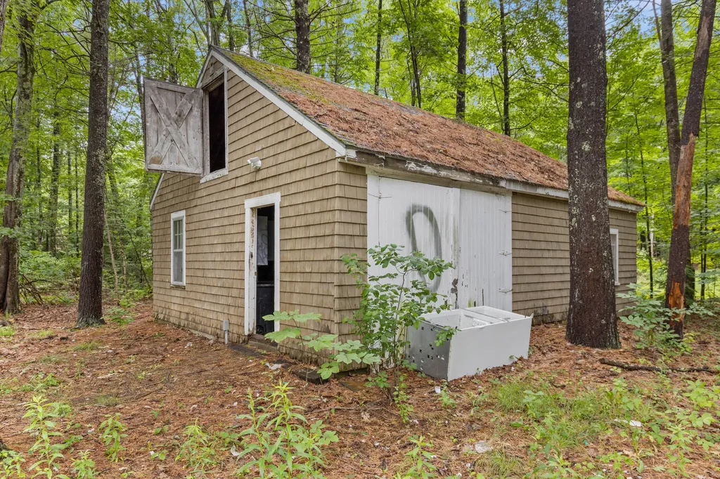 121 Long Swamp Road Berwick ME 03901