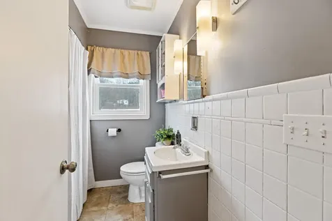 1655 River Road Clinton ME 04927