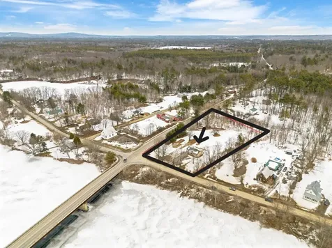 1655 River Road Clinton ME 04927